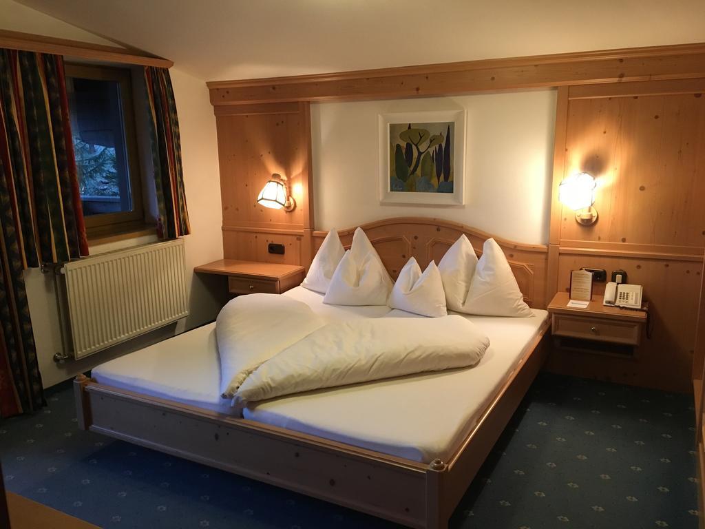 Hotel Karl Schranz Санкт-Антон-ам-Арльберг Екстер'єр фото
