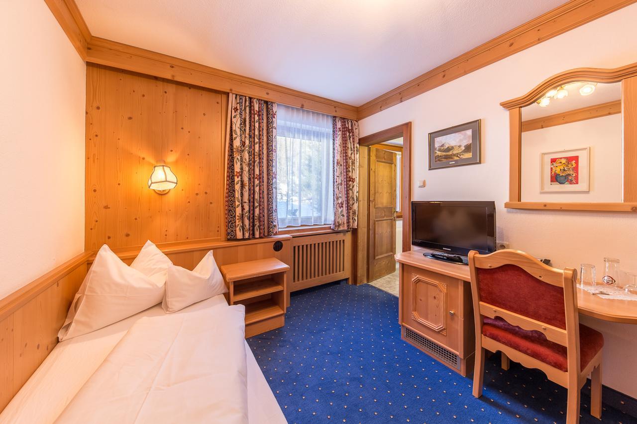 Hotel Karl Schranz Санкт-Антон-ам-Арльберг Екстер'єр фото