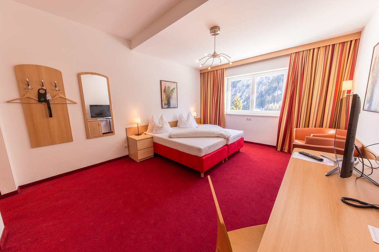 Hotel Karl Schranz Санкт-Антон-ам-Арльберг Екстер'єр фото