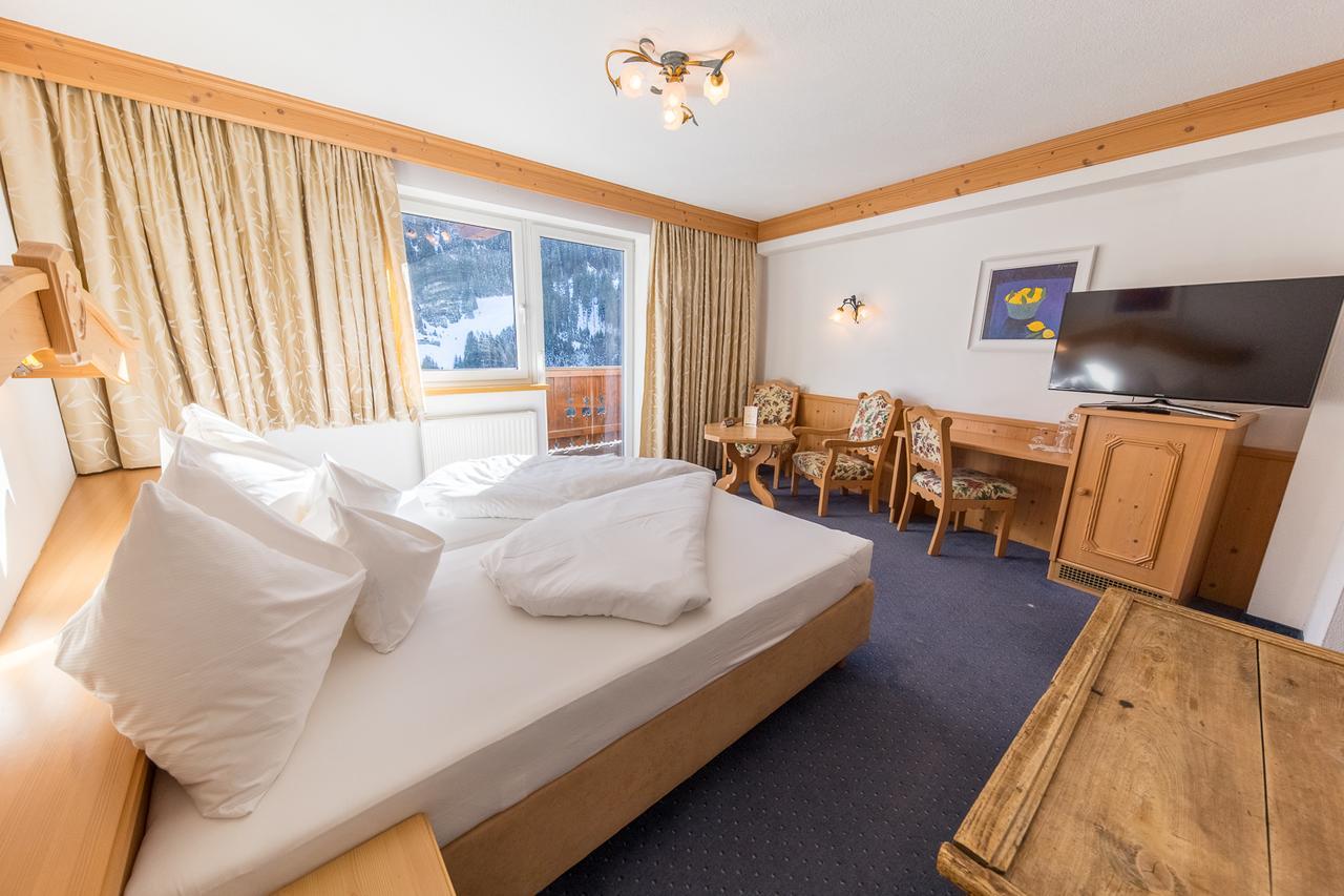Hotel Karl Schranz Санкт-Антон-ам-Арльберг Екстер'єр фото