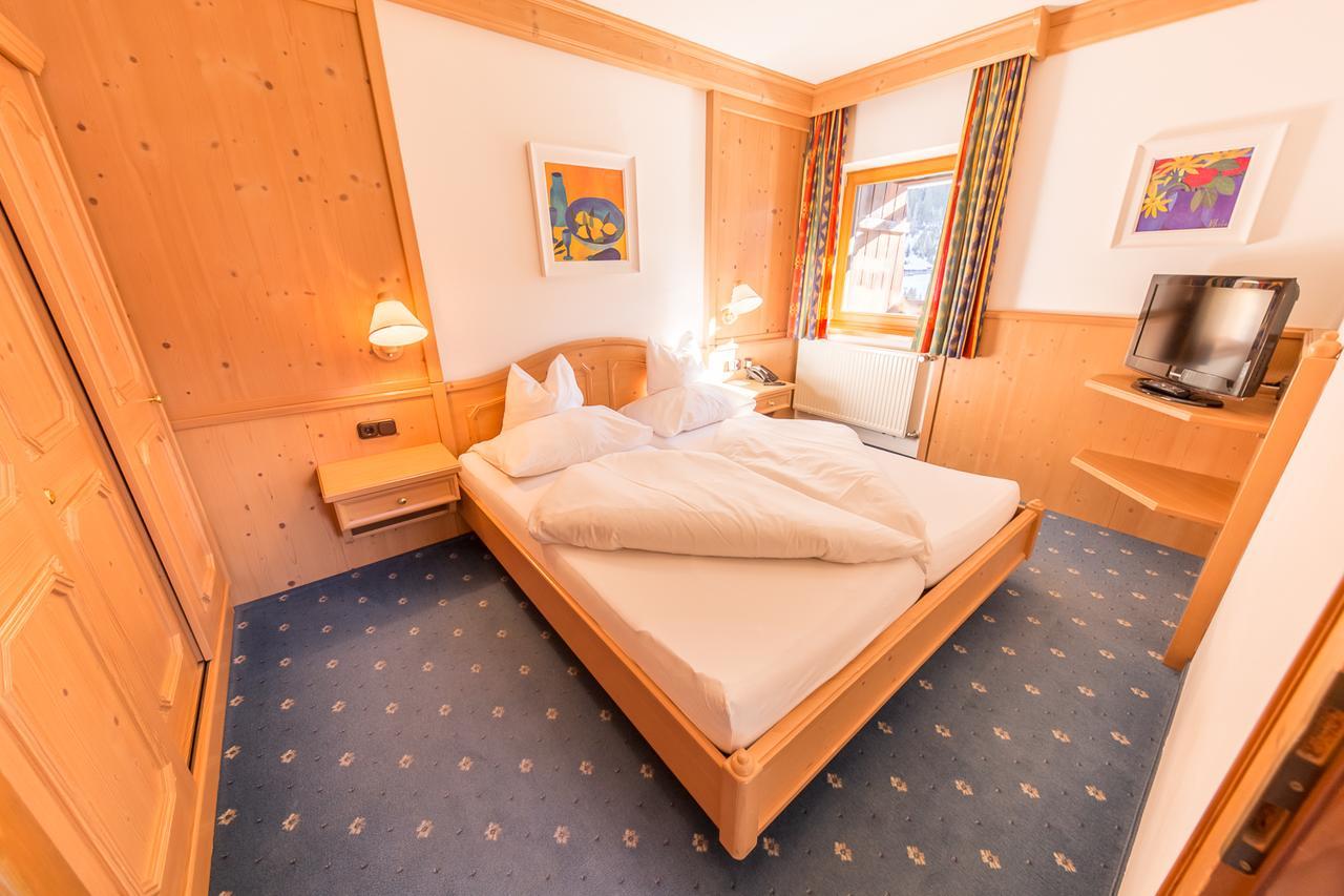 Hotel Karl Schranz Санкт-Антон-ам-Арльберг Екстер'єр фото