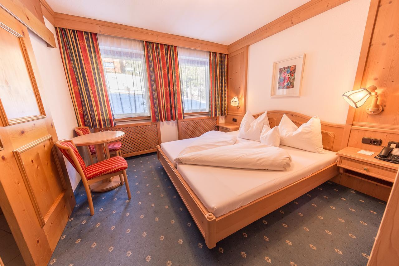 Hotel Karl Schranz Санкт-Антон-ам-Арльберг Екстер'єр фото
