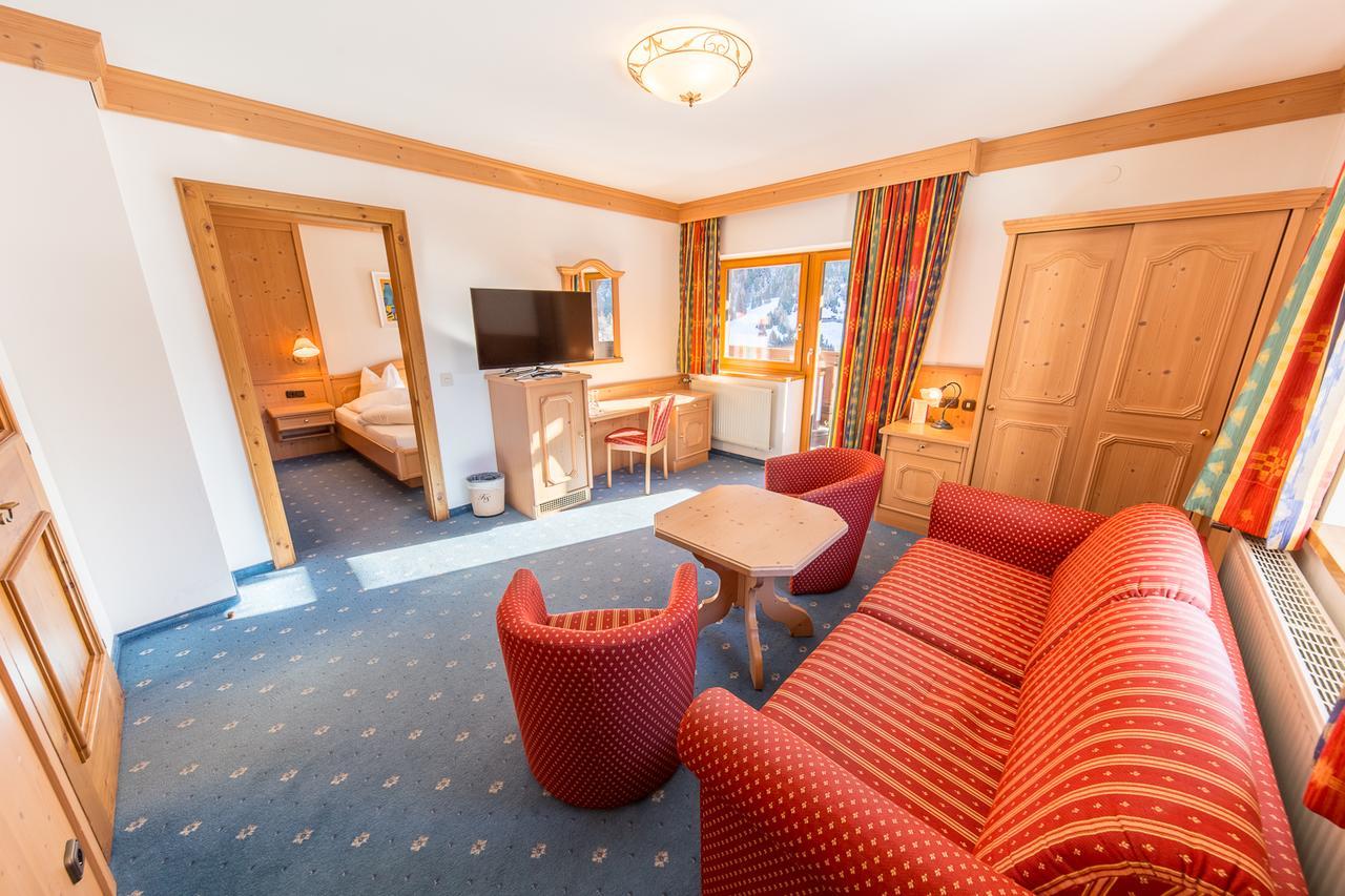 Hotel Karl Schranz Санкт-Антон-ам-Арльберг Екстер'єр фото